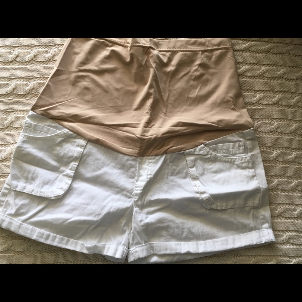 White maternity shorts MEDIUM